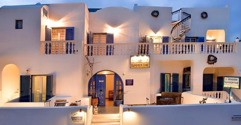 Summer Time Fira (Santorini)