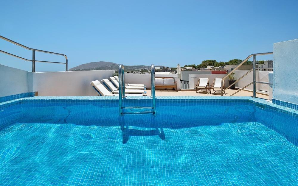 Summer Time Apartment Fira (Santorini)